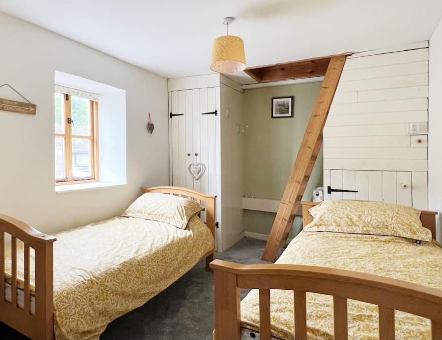 Foresters Inn Cottage Parkend Eksteriør billede